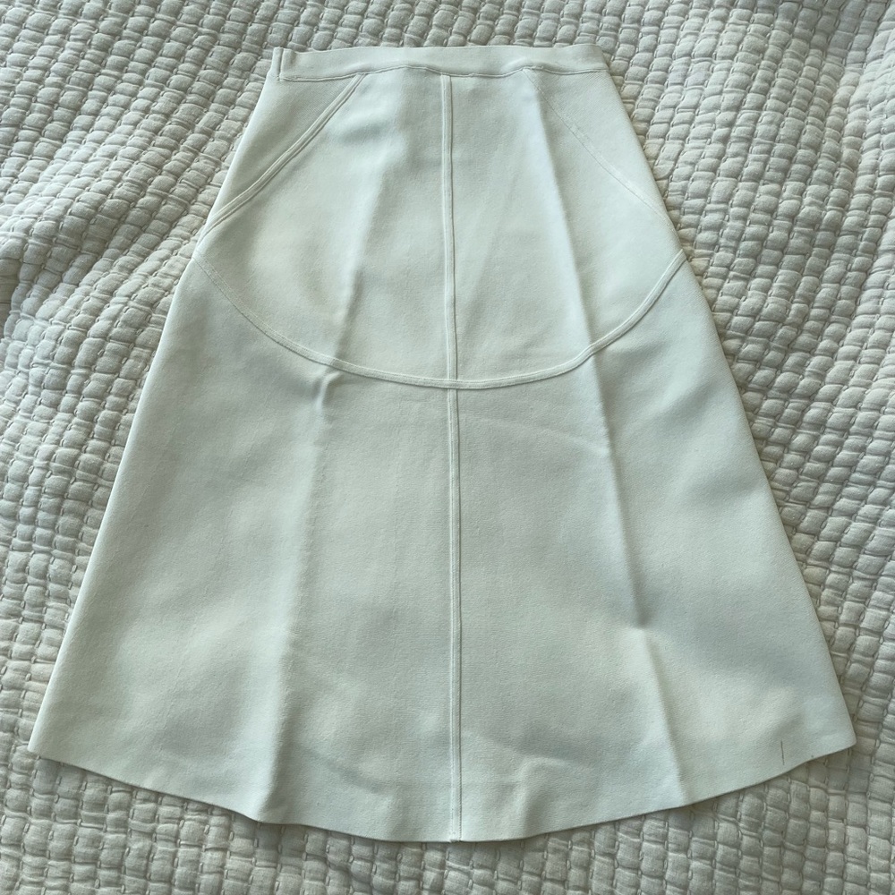 BCBG cream / ivory / off-white high waisted skirt - Size XS NWOT